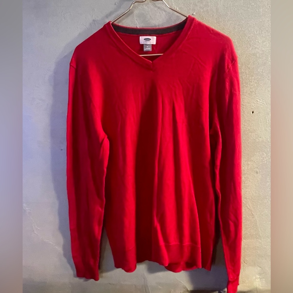 Old Navy Men’s V-neck Sweater